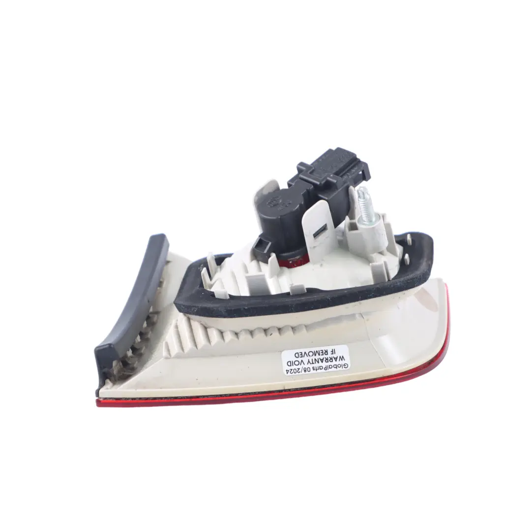 Audi A4 B7 Lampa Klapy Bagażnika Lewa Tylna Lewy Tył 8E5945094A - SKU 8E5945093A - Numer Części 8E5945093A