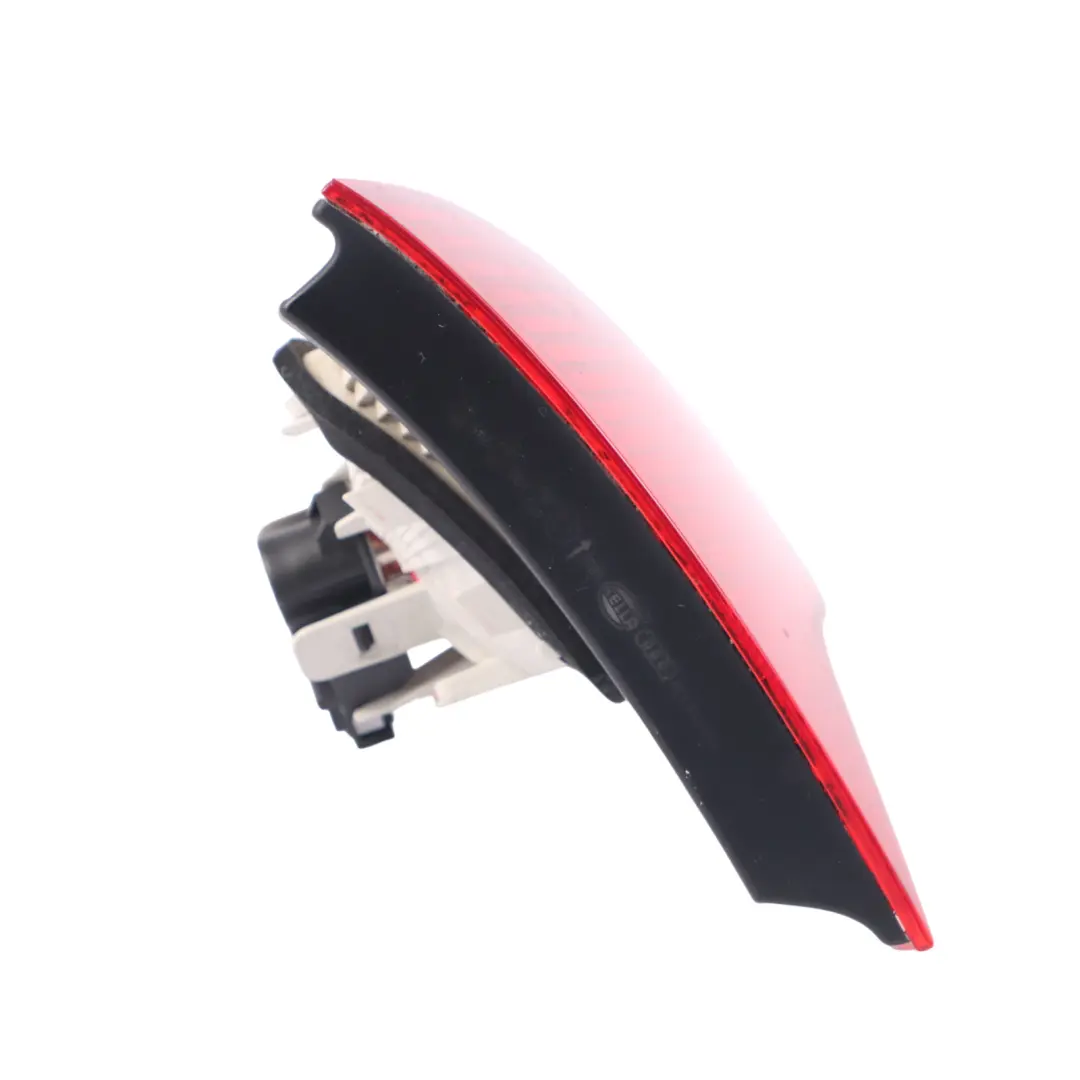 Fanale posteriore Pannello laterale posteriore sinistro 8E5945094A per Audi A4 B7 con numero di parte 8E5945093A Audi A4 B7 Fanale posteriore Pannello laterale posteriore sinistro 8E5945094A - SKU 8E5945093A - Numero di parte 8E5945093A