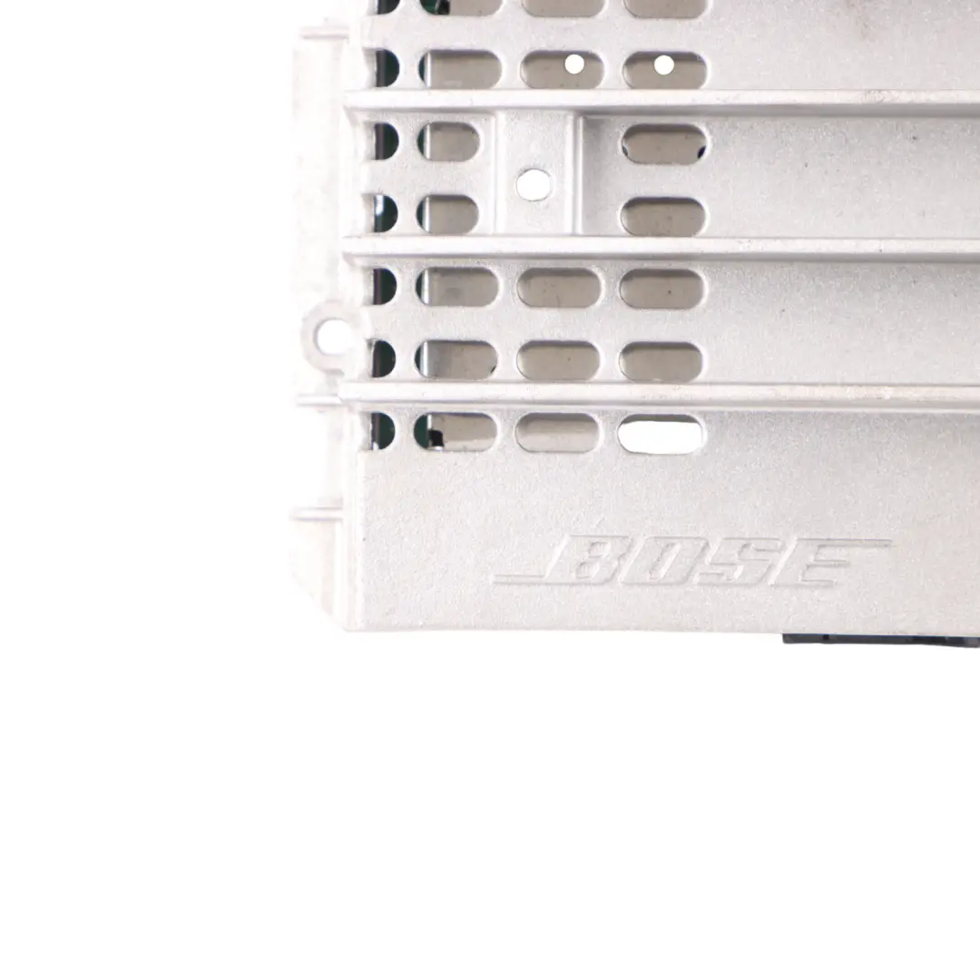 Amplificatore Audio Radio Sound BOSE Unità per Audi TT 8J con numero di parte 8J0035223D Audi TT 8J Amplificatore Audio Radio Sound BOSE Unità - SKU 8J0035223D - Numero di parte 8J0035223D