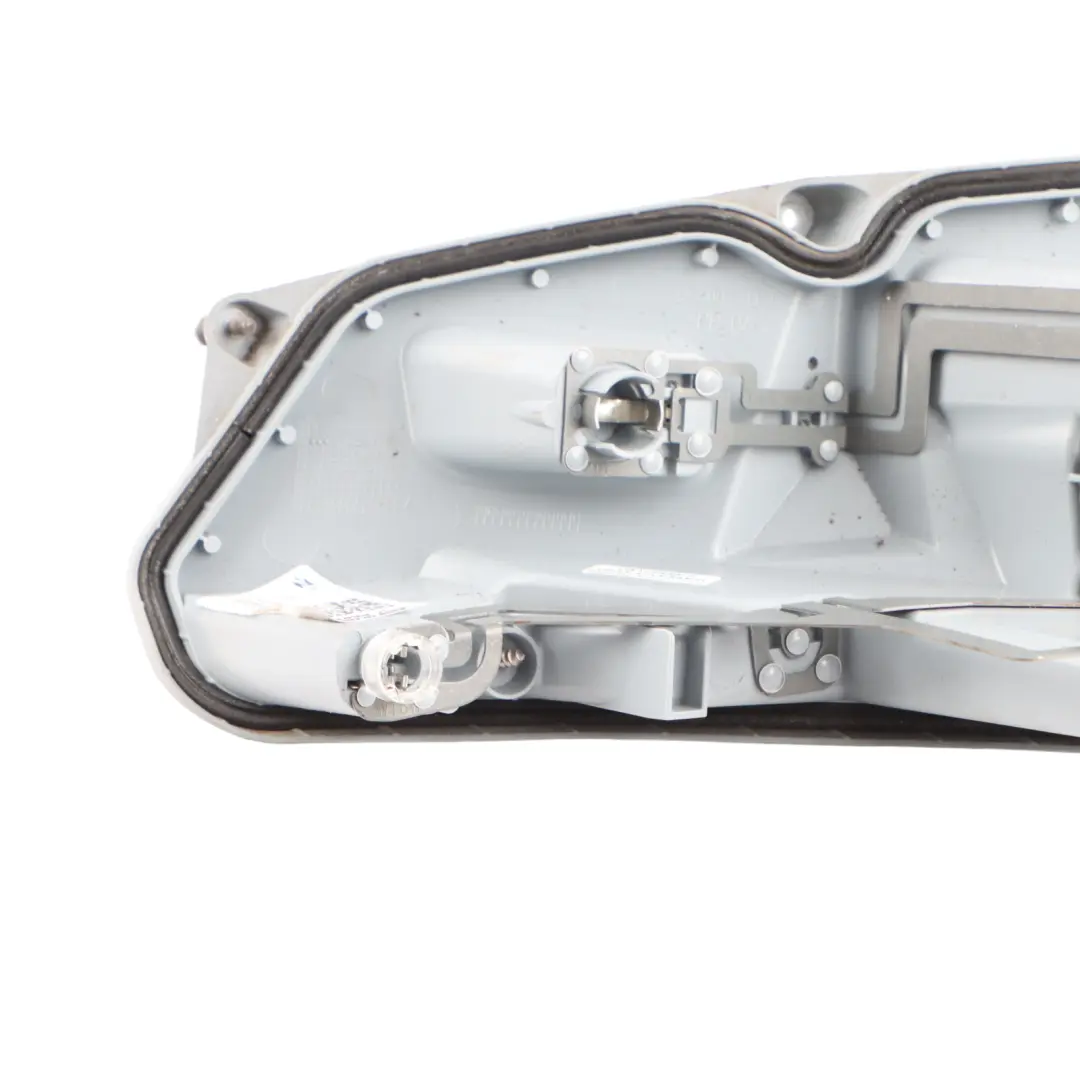 Mk2 8J Rear Lamp Bulb Socket Left N/S Tail Light Holder to Audi TT with Part number 8J0945257A Audi TT Mk2 8J Rear Lamp Bulb Socket Left N/S Tail Light Holder - SKU 8J0945257A - Part number 8J0945257A