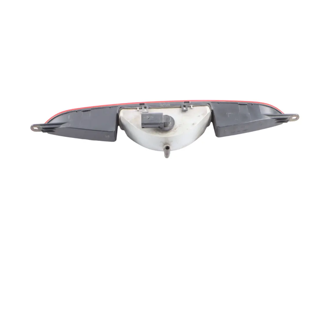 Audi TT Mk2 8J Feu Antibrouillard Central Pour Pare Chocs Arrière - SKU 8J0945703 - Numéro de pièce 8J0945703