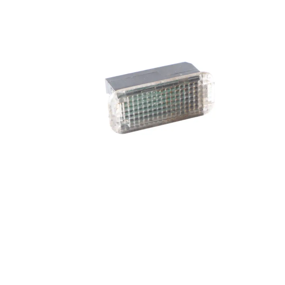 Luce cortesia interna illuminazione lampada bagagliaio per Audi A1 8X con numero di parte 8J0947409 Audi A1 8X Luce cortesia interna illuminazione lampada bagagliaio - SKU 8J0947409 - Numero di parte 8J0947409