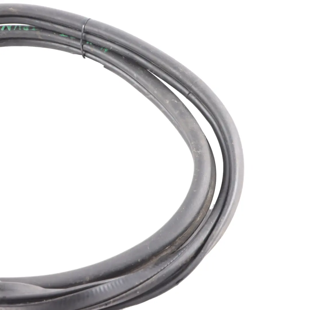 Audi TT 8J Rear Boot Lid Tailgate Door Rubber Seal Gasket - SKU 8J7827705A - Part number 8J7827705A