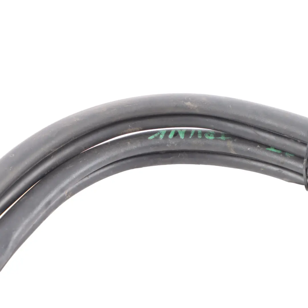 Audi TT 8J Rear Boot Lid Tailgate Door Rubber Seal Gasket - SKU 8J7827705A - Part number 8J7827705A