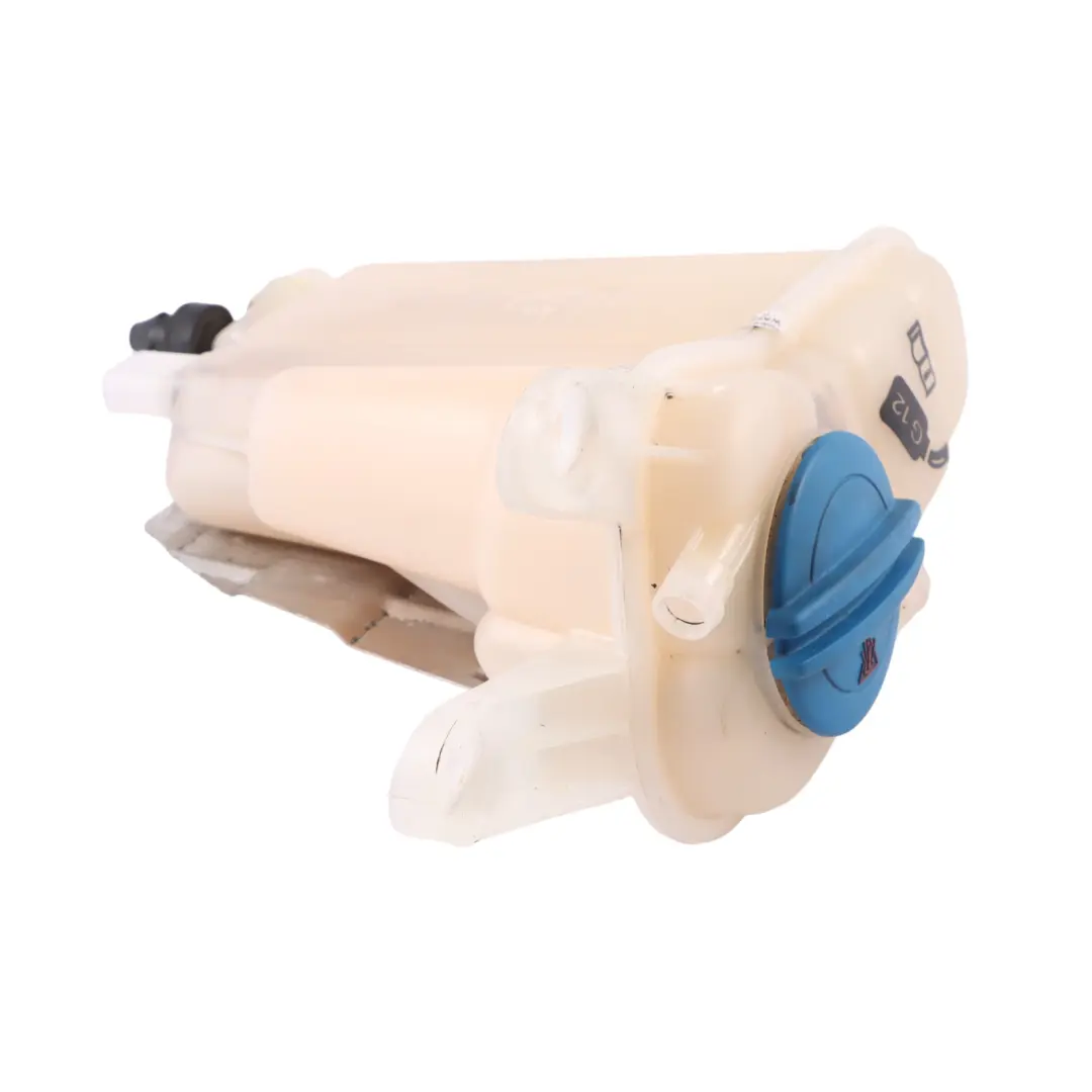 Serbatoio di Espansione del Liquido Refrigerante per Audi A5 8T con numero di parte 8K0121405E Audi A5 8T Serbatoio di Espansione del Liquido Refrigerante - SKU 8K0121405E - Numero di parte 8K0121405E