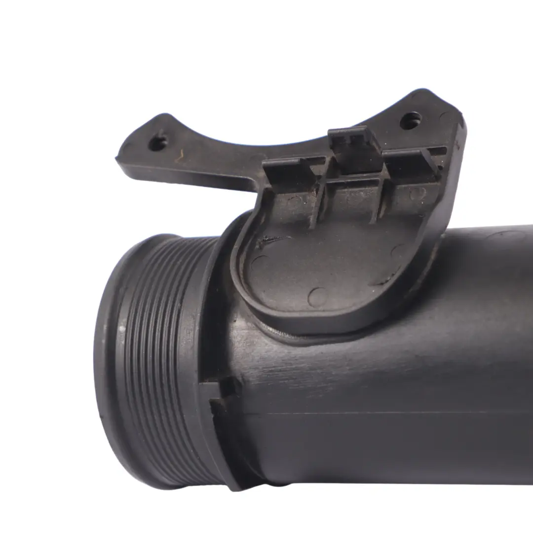 Tubo Admisión Aire Línea Manguera para Audi A5 8T Turbo Intercooler con número de pieza 8K0145673E Audi A5 8T Turbo Intercooler Tubo Admisión Aire Línea Manguera - SKU 8K0145673E - Número de pieza 8K0145673E