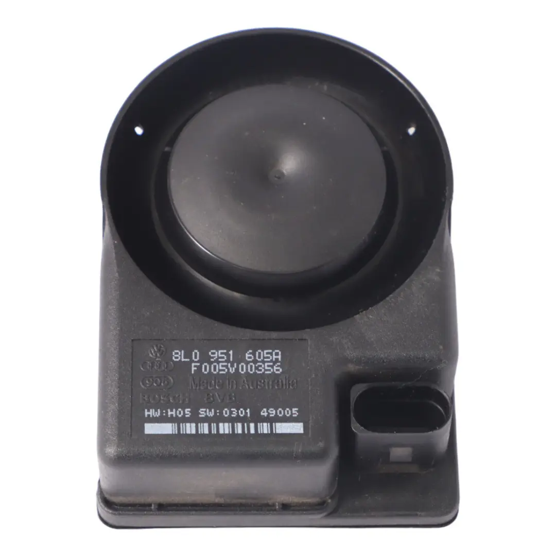 Alarm System Siren Anti-Theft Horn Signal to Audi A4 B7 with Part number 8L0951605A Audi A4 B7 Alarm System Siren Anti-Theft Horn Signal - SKU 8L0951605A - Part number 8L0951605A