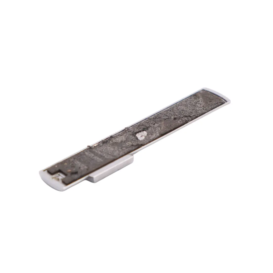 Audi A3 8V Fender Wing S Line Insignia Emblema Logo Izquierda Derecha - SKU 8N0853601A - Número de pieza 8N0853601A