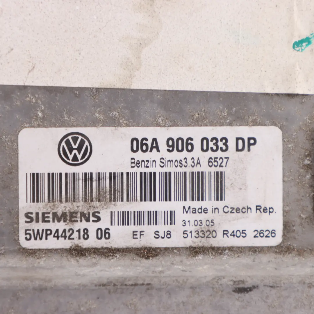Audi TT 8J Tyre Emergency Tool Kit Compressor Boot Trunk Storage - SKU 8P0012615A - Part number 8P0012615A