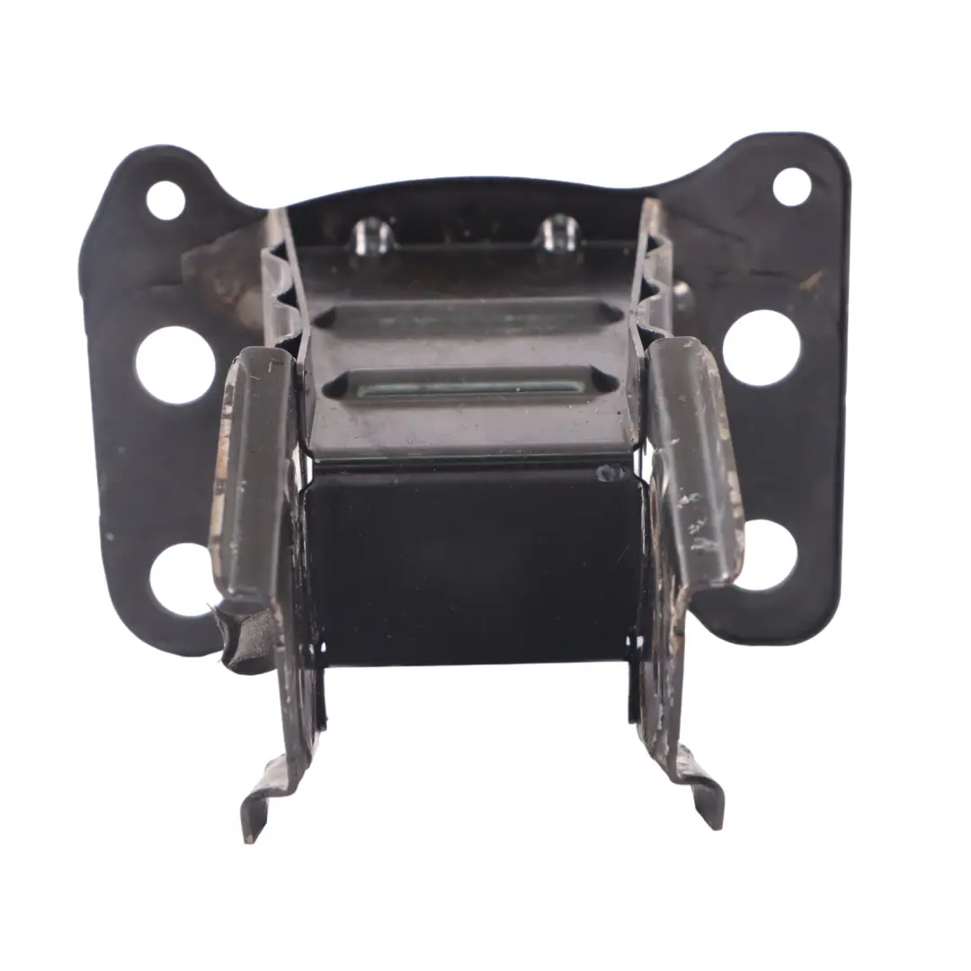 Audi A3 E 104 T Support pare-chocs avant Support de fixation gauche - SKU 8P0807133A - Numéro de pièce 8P0807133A