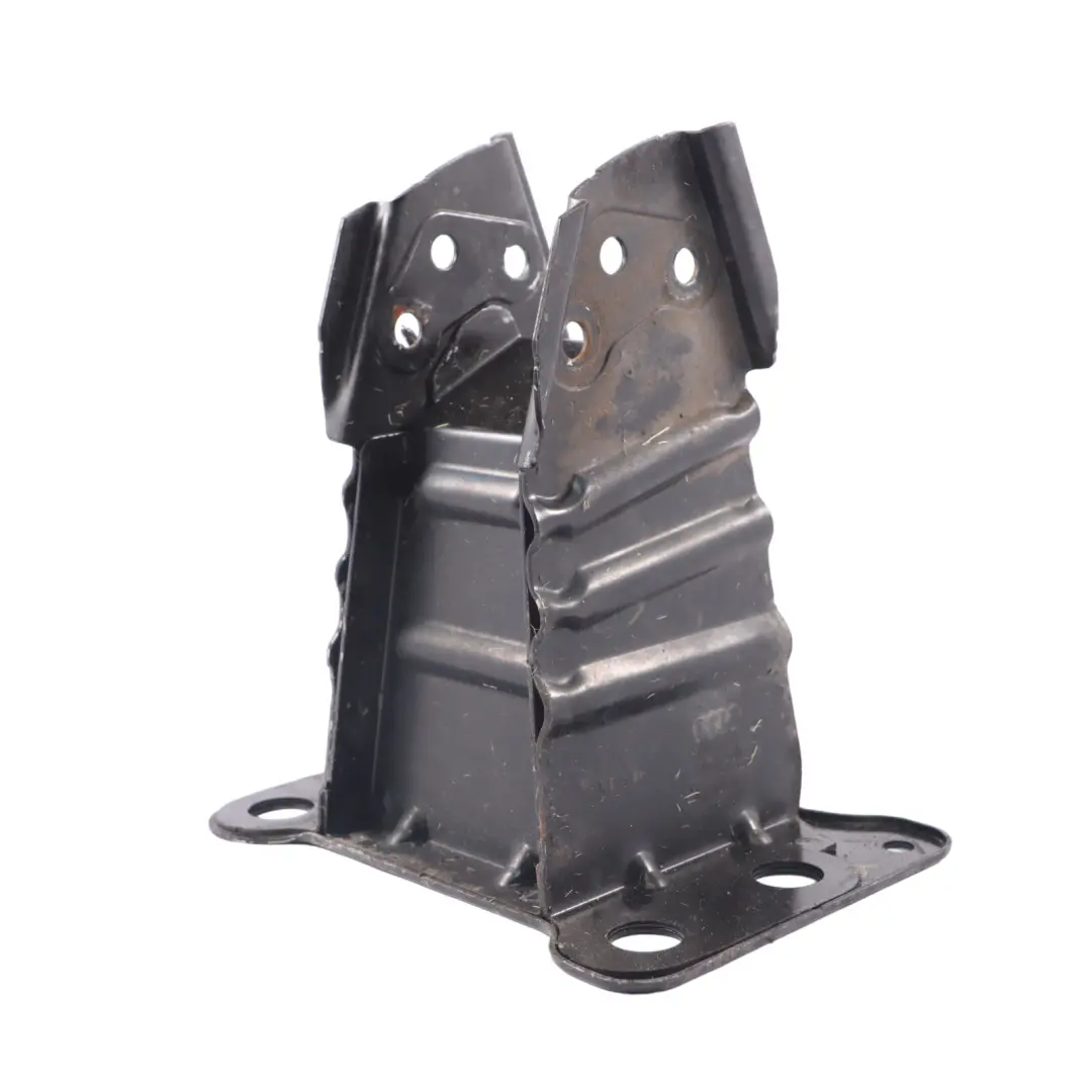 Audi A3 E 104 T Supporto paraurti anteriore Supporto staffa sinistra - SKU 8P0807133A - Numero di parte 8P0807133A