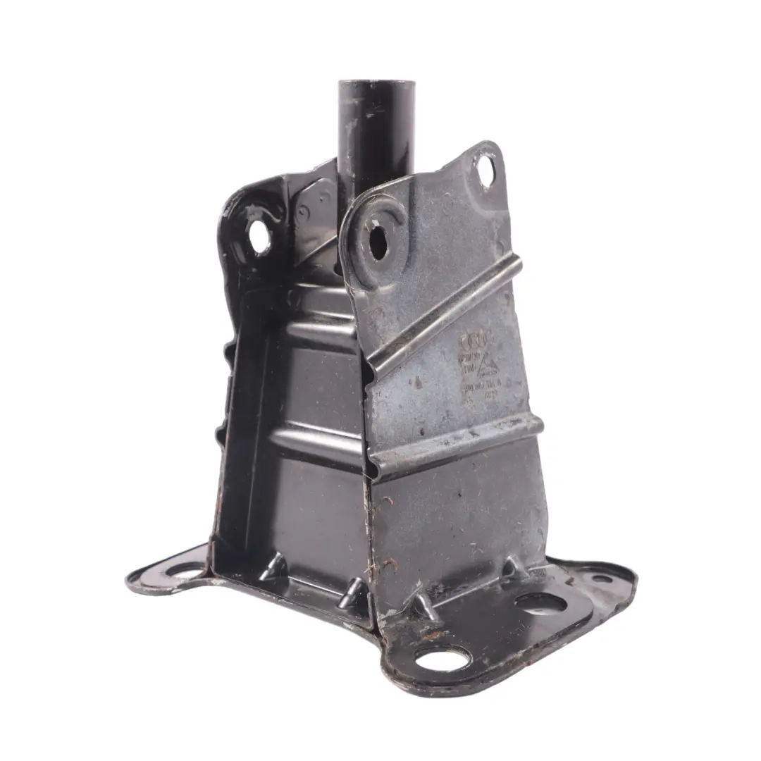 Supporto paraurti anteriore staffa destra per Audi A3 E 104 T con numero di parte 8P0807134A Audi A3 E 104 T Supporto paraurti anteriore staffa destra - SKU 8P0807134A - Numero di parte 8P0807134A