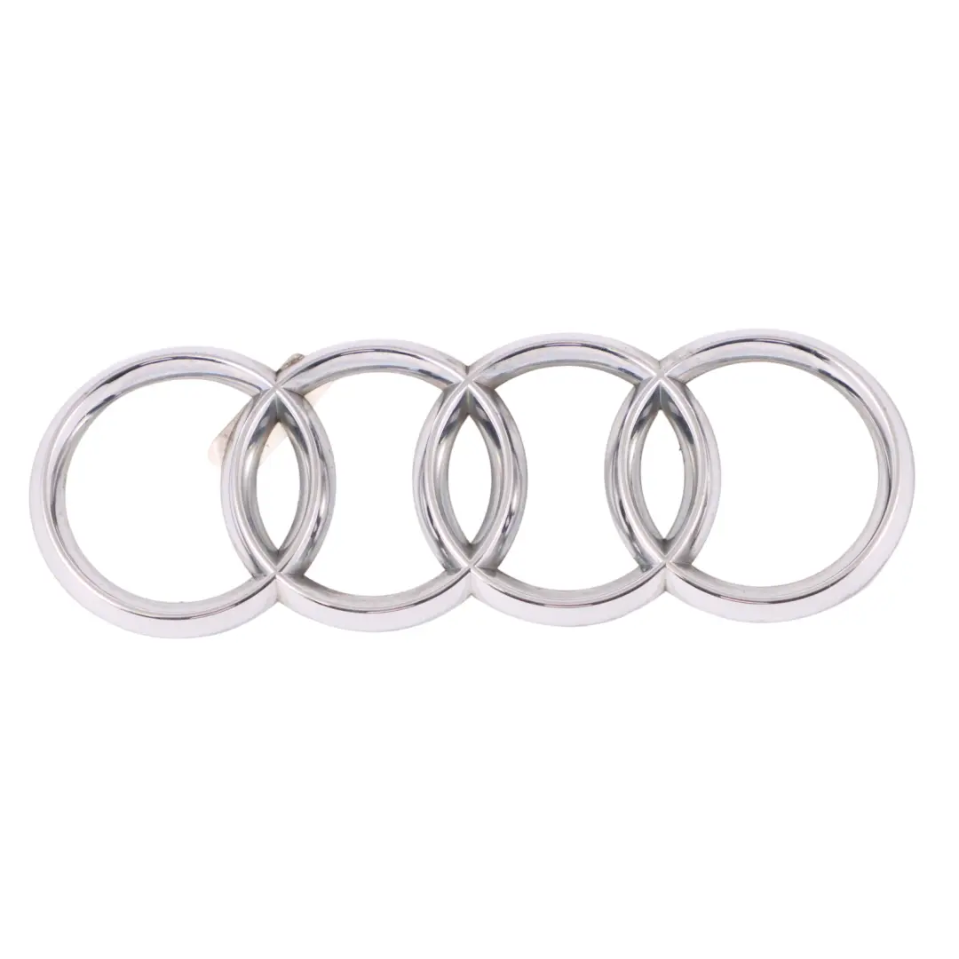 Emblema Portellone Posteriore Coperchio Baule Cromato per Audi A3 8P con numero di parte 8P0853742 Audi A3 8P Emblema Portellone Posteriore Coperchio Baule Cromato - SKU 8P0853742 - Numero di parte 8P0853742