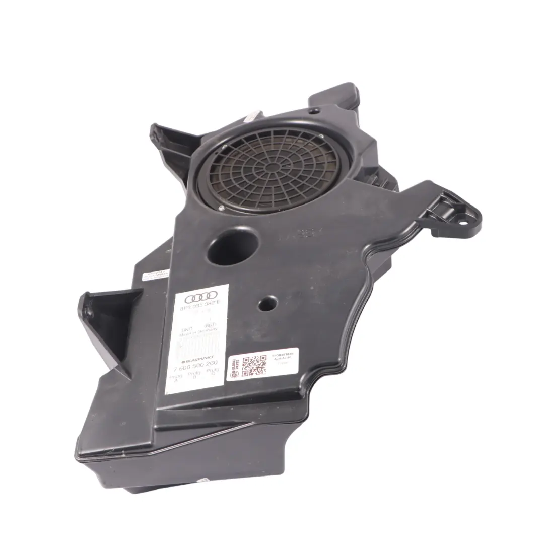 Coffre Subwoofer Haut-parleur de basses arrière pour Audi A3 8P à propos du numéro de pièce 8P3035382E Audi A3 8P Coffre Subwoofer Haut-parleur de basses arrière - SKU 8P3035382E - Numéro de pièce 8P3035382E
