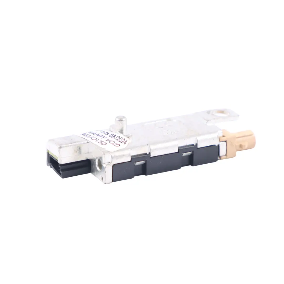 Audi A3 8P Antenna Amplifier Aerial Module Booster Control Unit - SKU 8P4035225C - Part number 8P4035225C