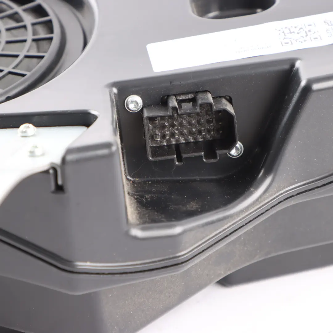 Audi A3 8P 5 Tür Hinten Subwoofer Laut Sprecher Links Blaupunkt - SKU 8P4035382B - Teilenummer 8P4035382B