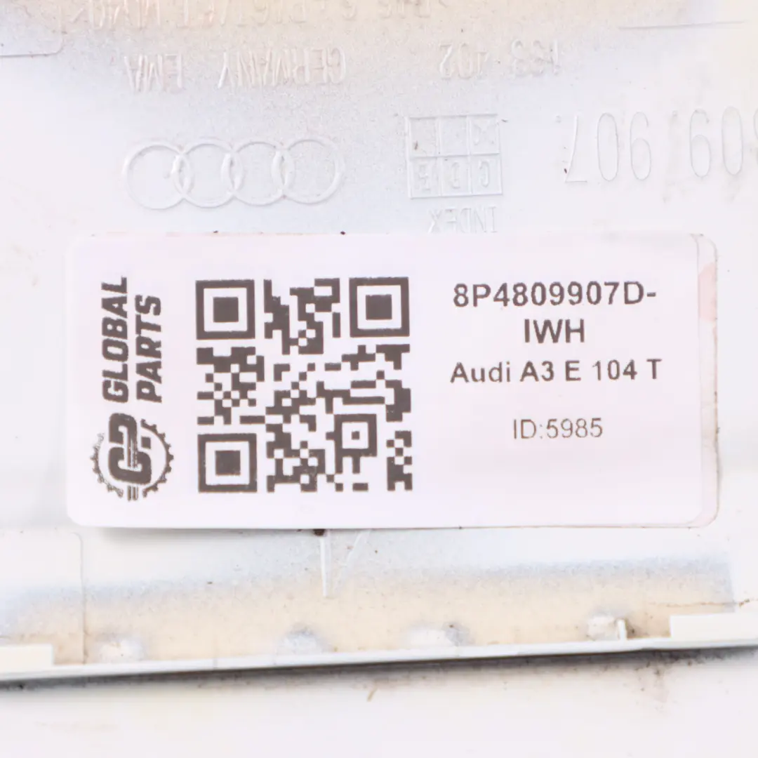 Audi A3 8P Coperchio Sportello Carburante Riempimento Sportello Ibis Bianco Y9C - SKU 8P4809907D-IWH - Numero di parte 8P4809907D-IWH