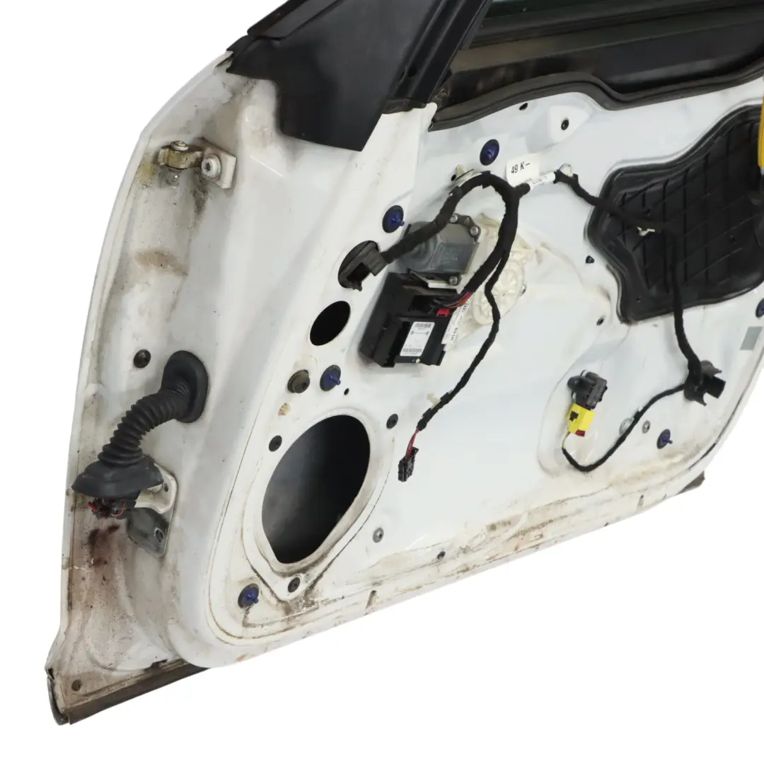Audi A3 8P Sportback Panel Puerta Delantera Derecha Ibis White - Y9C - SKU 8P4831052A-IWH - Número de pieza 8P4831052A
