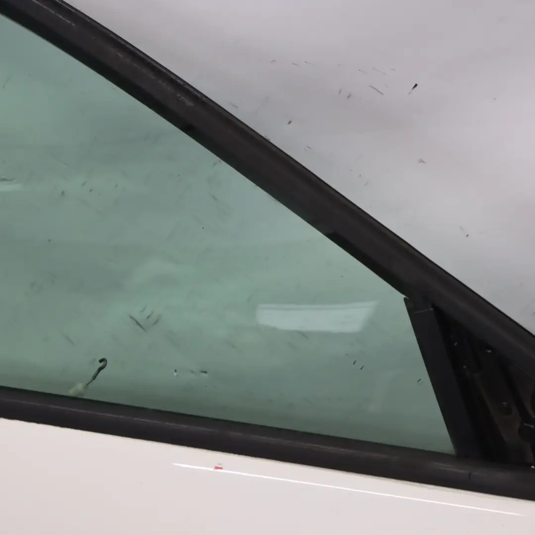 Sportback Panel Puerta Delantera Derecha Ibis White - Y9C para Audi A3 8P con número de pieza 8P4831052A Audi A3 8P Sportback Panel Puerta Delantera Derecha Ibis White - Y9C - SKU 8P4831052A-IWH - Número de pieza 8P4831052A