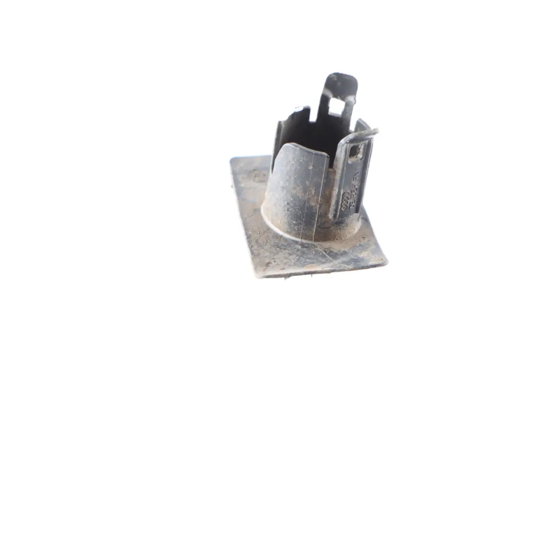 Support Fixation PDC Pour Capteur De Stationnement Arrière pour Audi A3 8P à propos du numéro de pièce 8P4919289 Audi A3 8P Support Fixation PDC Pour Capteur De Stationnement Arrière - SKU 8P4919289 - Numéro de pièce 8P4919289