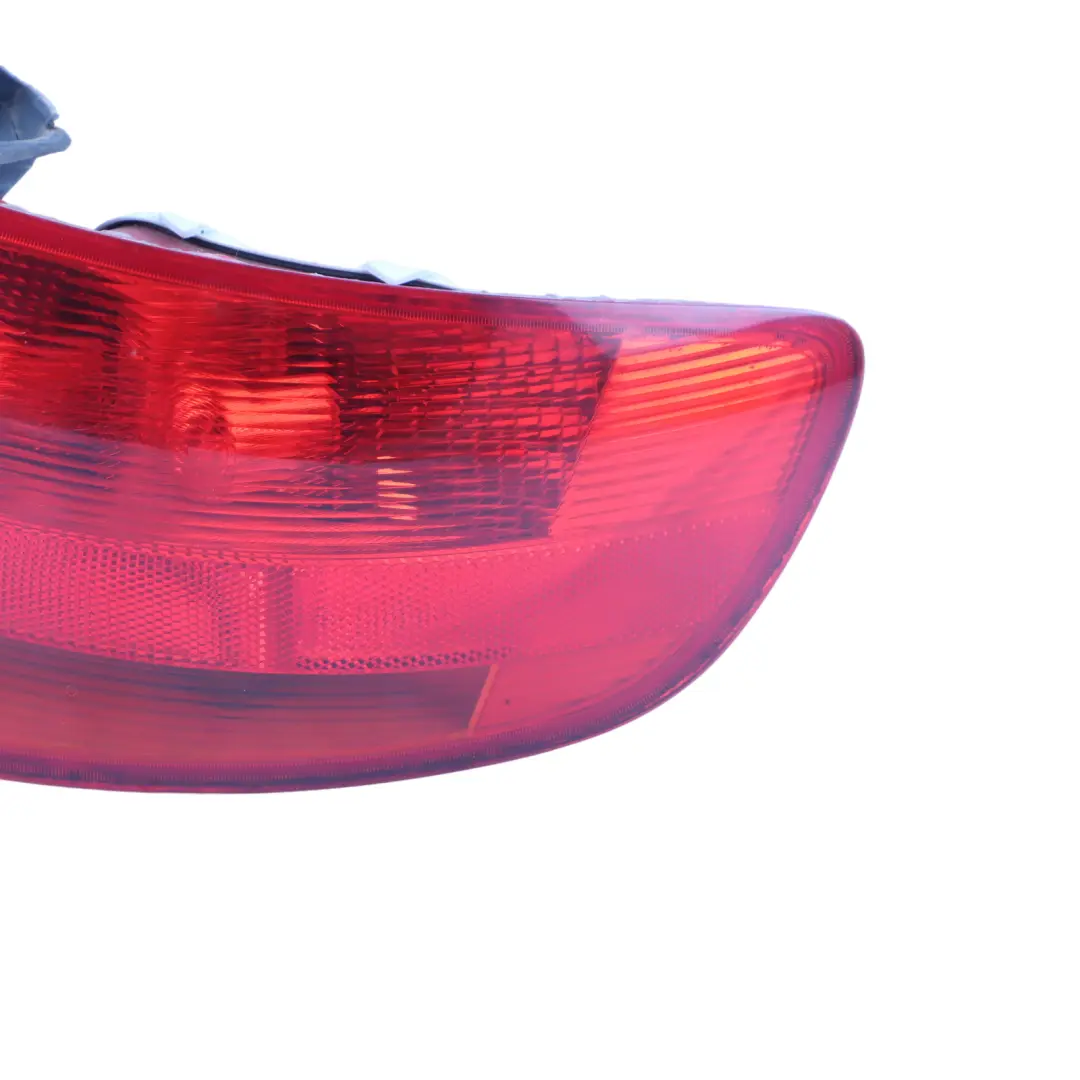 Tail Brake Light Lamp Right O/S Side Indicator to Audi A3 8P Rear with Part number 8P4945096C Audi A3 8P Rear Tail Brake Light Lamp Right O/S Side Indicator - SKU 8P4945096C - Part number 8P4945096C