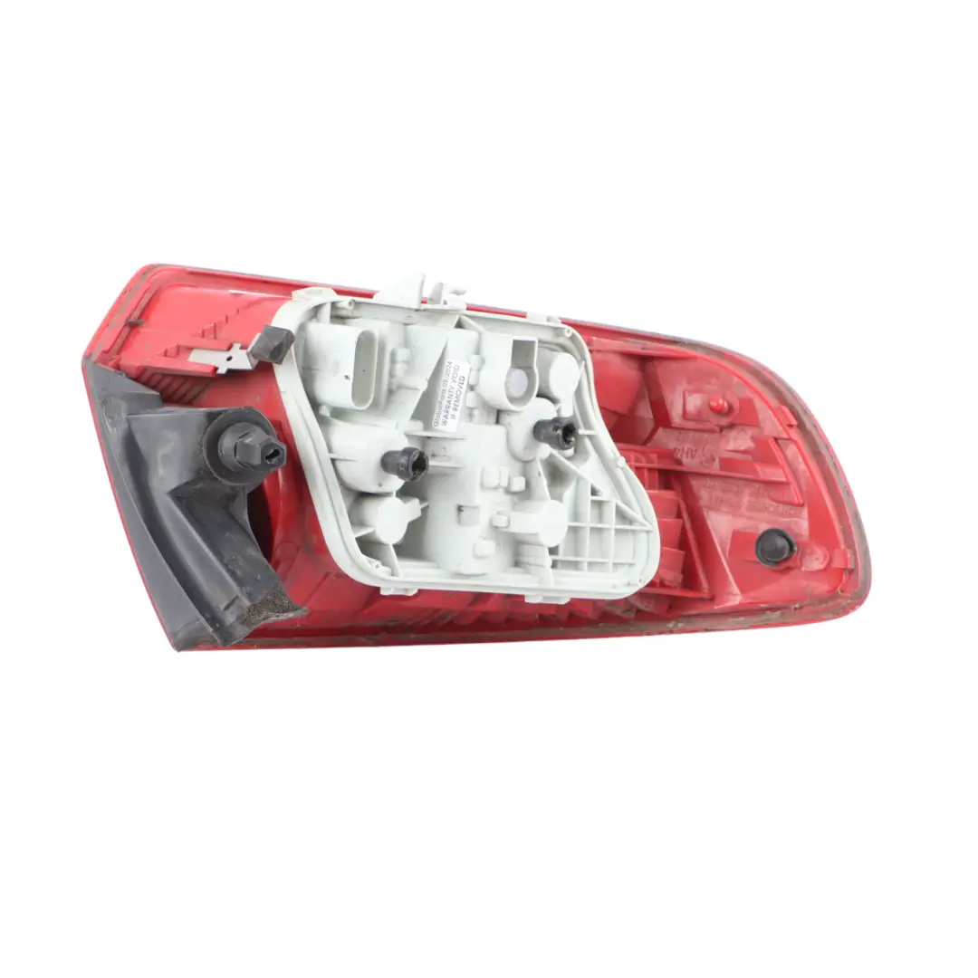 Tail Brake Light Lamp Right O/S Side Indicator to Audi A3 8P Rear with Part number 8P4945096C Audi A3 8P Rear Tail Brake Light Lamp Right O/S Side Indicator - SKU 8P4945096C - Part number 8P4945096C