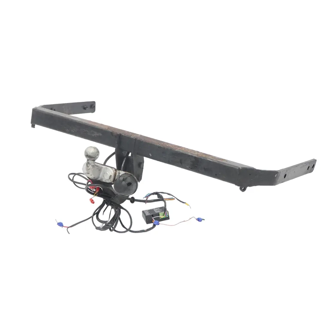 Barre d'attelage Crochet de Remorque pour Audi A3 8P à propos du numéro de pièce 8P7092155 Audi A3 8P Barre d'attelage Crochet de Remorque - SKU 8P7092155 - Numéro de pièce 8P7092155