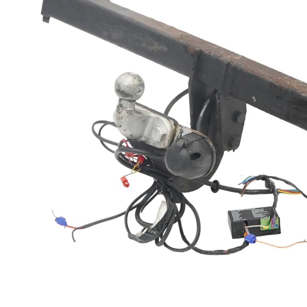 Barra de Remolque Enganche Gancho para Audi A3 8P con número de pieza 8P7092155 Audi A3 8P Barra de Remolque Enganche Gancho - SKU 8P7092155 - Número de pieza 8P7092155