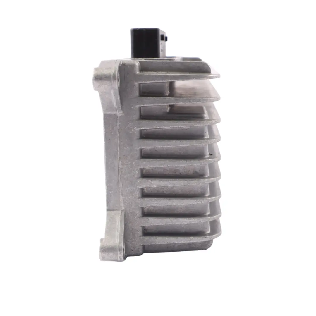 Wzmacniacz Dźwięku Moduł Wzmacniacza Audio do Audi A5 8T o numerze 8T0035223 Audi A5 8T Wzmacniacz Dźwięku Moduł Wzmacniacza Audio - SKU 8T0035223 - Numer Części 8T0035223