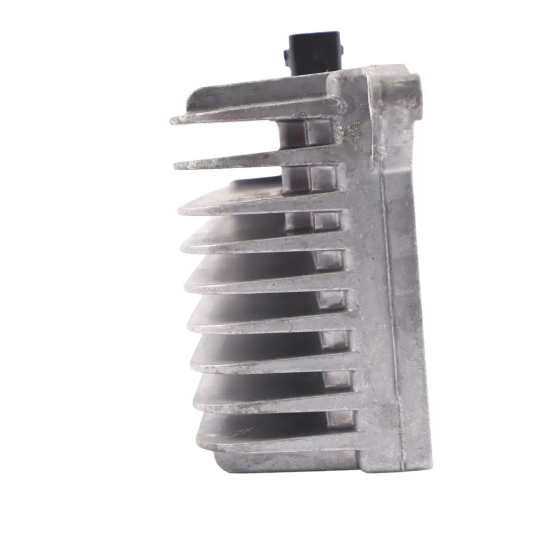 Audio-Verstärker Steuergerät Modul für Audi A5 8T mit Teilenummer 8T0035223 Audi A5 8T Audio-Verstärker Steuergerät Modul - SKU 8T0035223 - Teilenummer 8T0035223