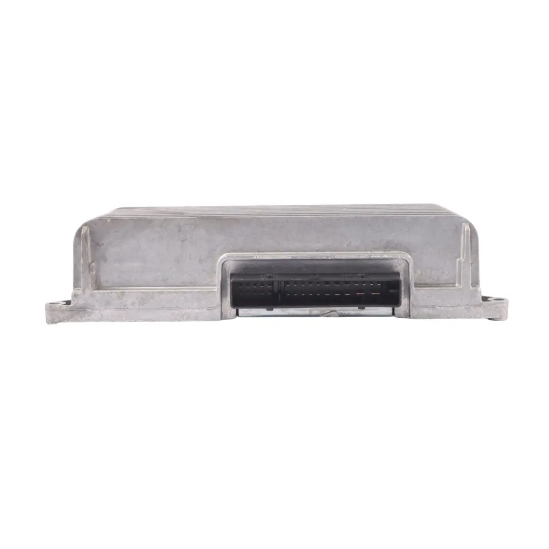 Audio Amplificatore Sound Booster Modulo di Controllo per Audi A5 8T con numero di parte 8T0035223 Audi A5 8T Audio Amplificatore Sound Booster Modulo di Controllo - SKU 8T0035223 - Numero di parte 8T0035223