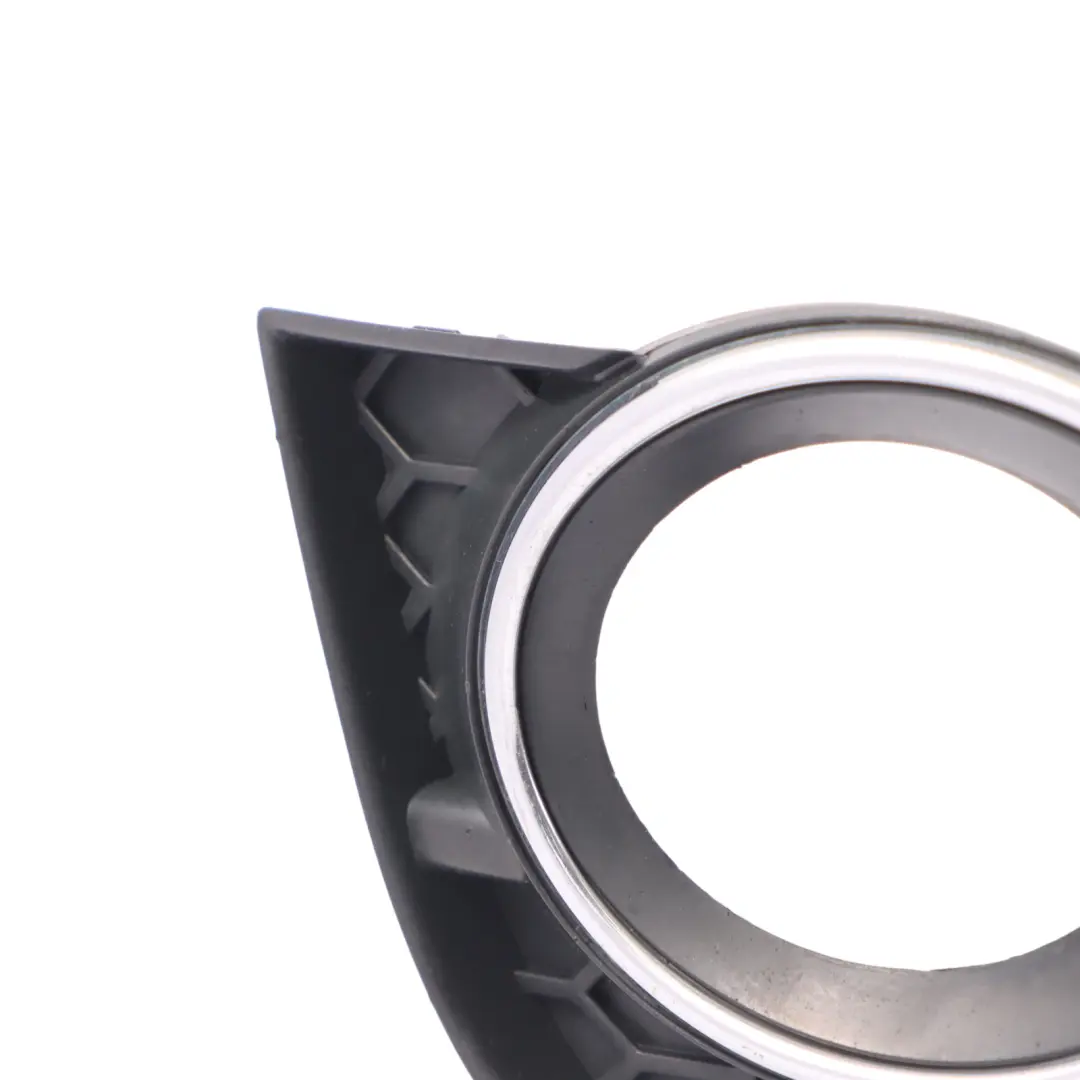 Paraurti Anteriore Fendinebbia Faro Destro per Audi A5 8T con numero di parte 8T0807682 Audi A5 8T Paraurti Anteriore Fendinebbia Faro Destro - SKU 8T0807682 - Numero di parte 8T0807682