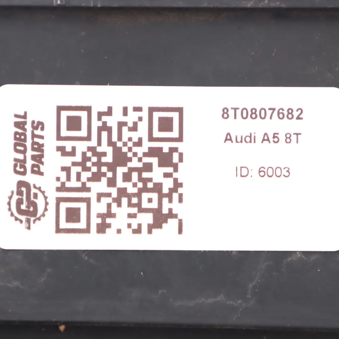 Audi A5 8T Parachoques Delantero Luz Antiniebla Faro Derecho - SKU 8T0807682 - Número de pieza 8T0807682
