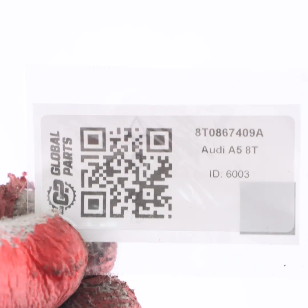 Listwa Dekoracyjna Drzwi Lewy Przód Aluminium do Audi A5 8T o numerze 8T0867409A Audi A5 8T Listwa Dekoracyjna Drzwi Lewy Przód Aluminium - SKU 8T0867409A - Numer Części 8T0867409A