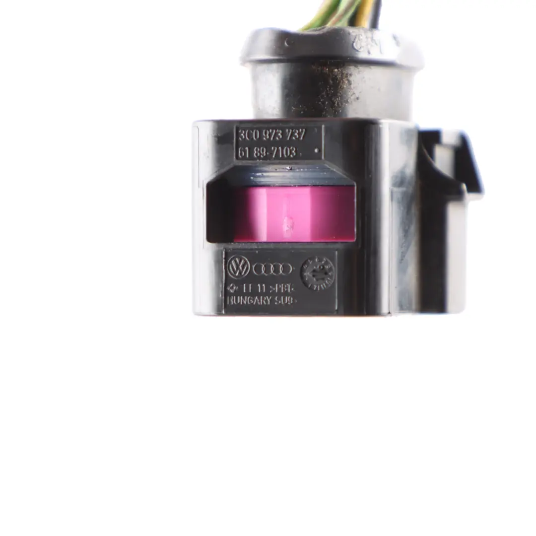 Headlight Lamp Light Front Left N/S Plug Socket Wiring to Audi A5 8T with Part number 8T0941043D Audi A5 8T Headlight Lamp Light Front Left N/S Plug Socket Wiring - SKU 8T0941043D-2 - Part number 8T0941043D