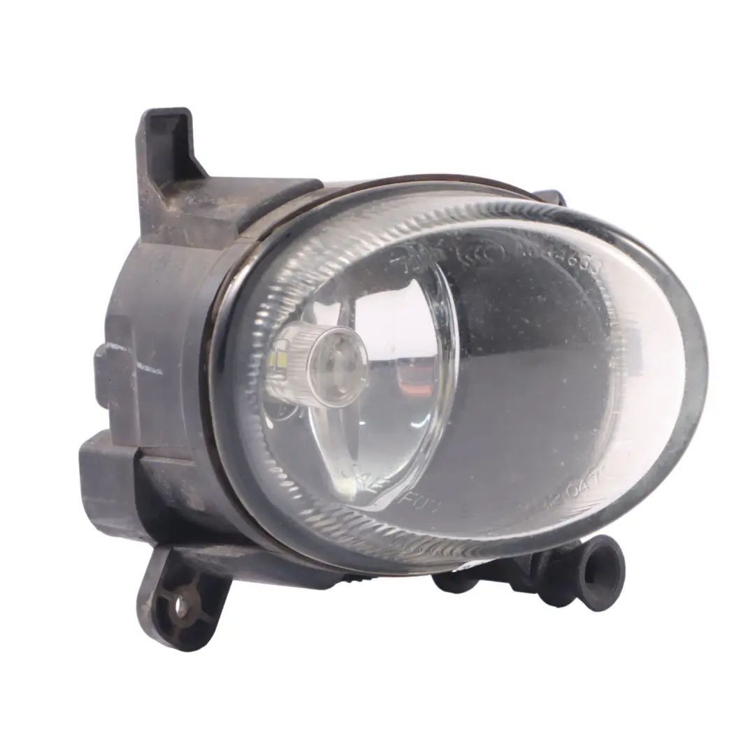 Parachoques Delantero Luz Antiniebla Faro Derecho para Audi A5 8T con número de pieza 8T0941700 Audi A5 8T Parachoques Delantero Luz Antiniebla Faro Derecho - SKU 8T0941700 - Número de pieza 8T0941700