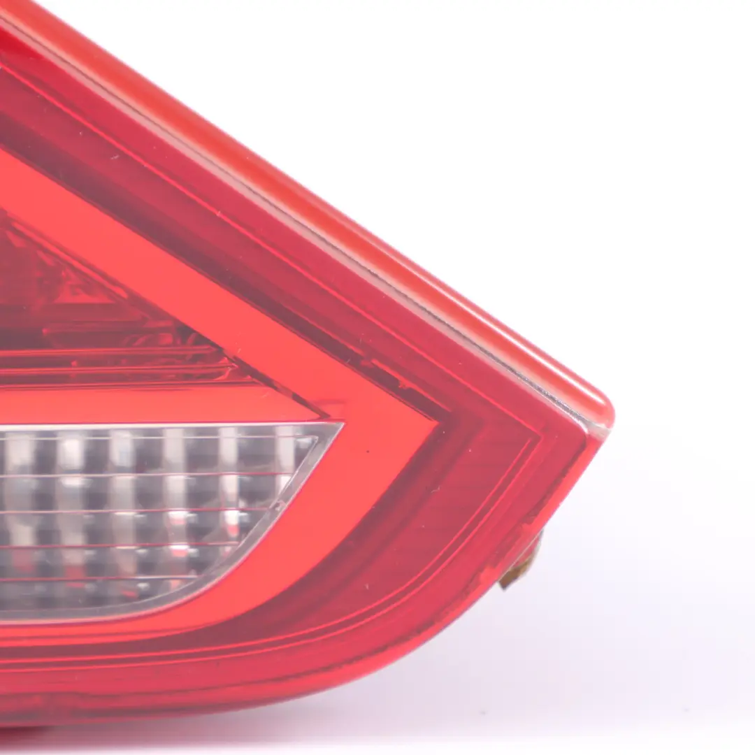 Rücklicht Lampe Rechts Innen für Audi A5 8T mit Teilenummer 8T0945094 Audi A5 8T Rücklicht Lampe Rechts Innen - SKU 8T0945094 - Teilenummer 8T0945094