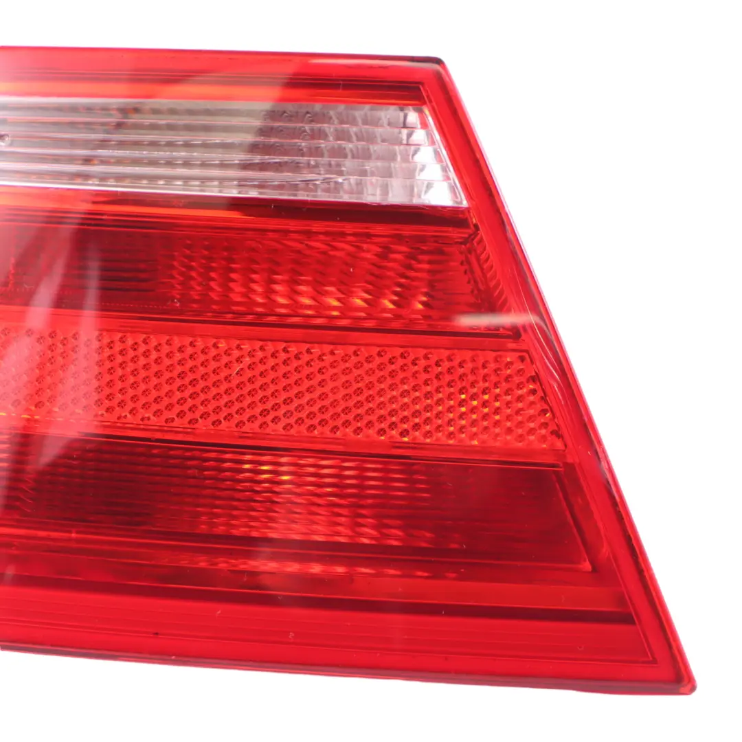 Luz Trasera Izquierda Exterior para Audi A5 8T con número de pieza 8T0945095 Audi A5 8T Luz Trasera Izquierda Exterior - SKU 8T0945095 - Número de pieza 8T0945095