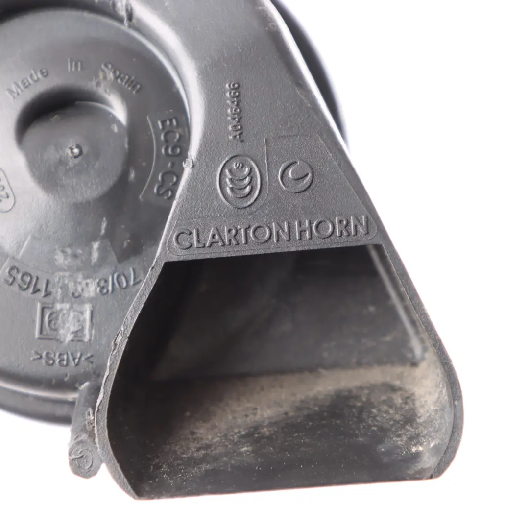 Audi A5 8T Alarma Sirena Bocina Señal Bajo Tono Fanfarria Lado Derecho - SKU 8T0951221 - Número de pieza 8T0951221