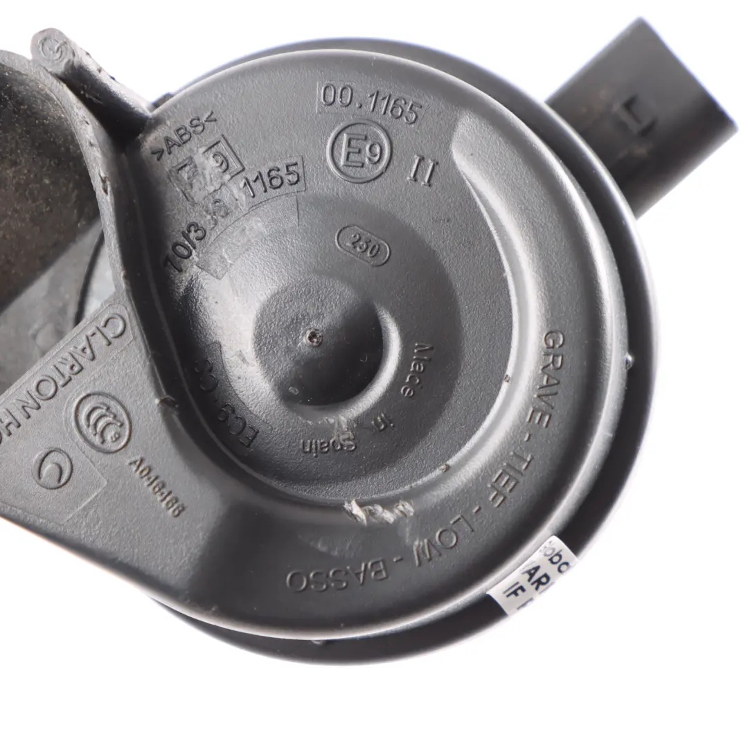 Audi A5 8T Alarma Sirena Bocina Señal Bajo Tono Fanfarria Lado Derecho - SKU 8T0951221 - Número de pieza 8T0951221