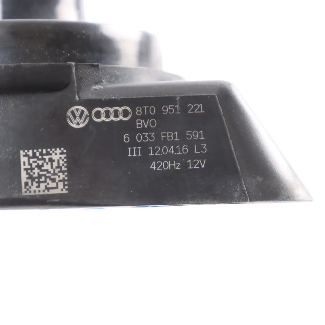 Alarma Sirena Bocina Señal Bajo Tono Fanfarria Lado Derecho para Audi A5 8T con número de pieza 8T0951221 Audi A5 8T Alarma Sirena Bocina Señal Bajo Tono Fanfarria Lado Derecho - SKU 8T0951221 - Número de pieza 8T0951221