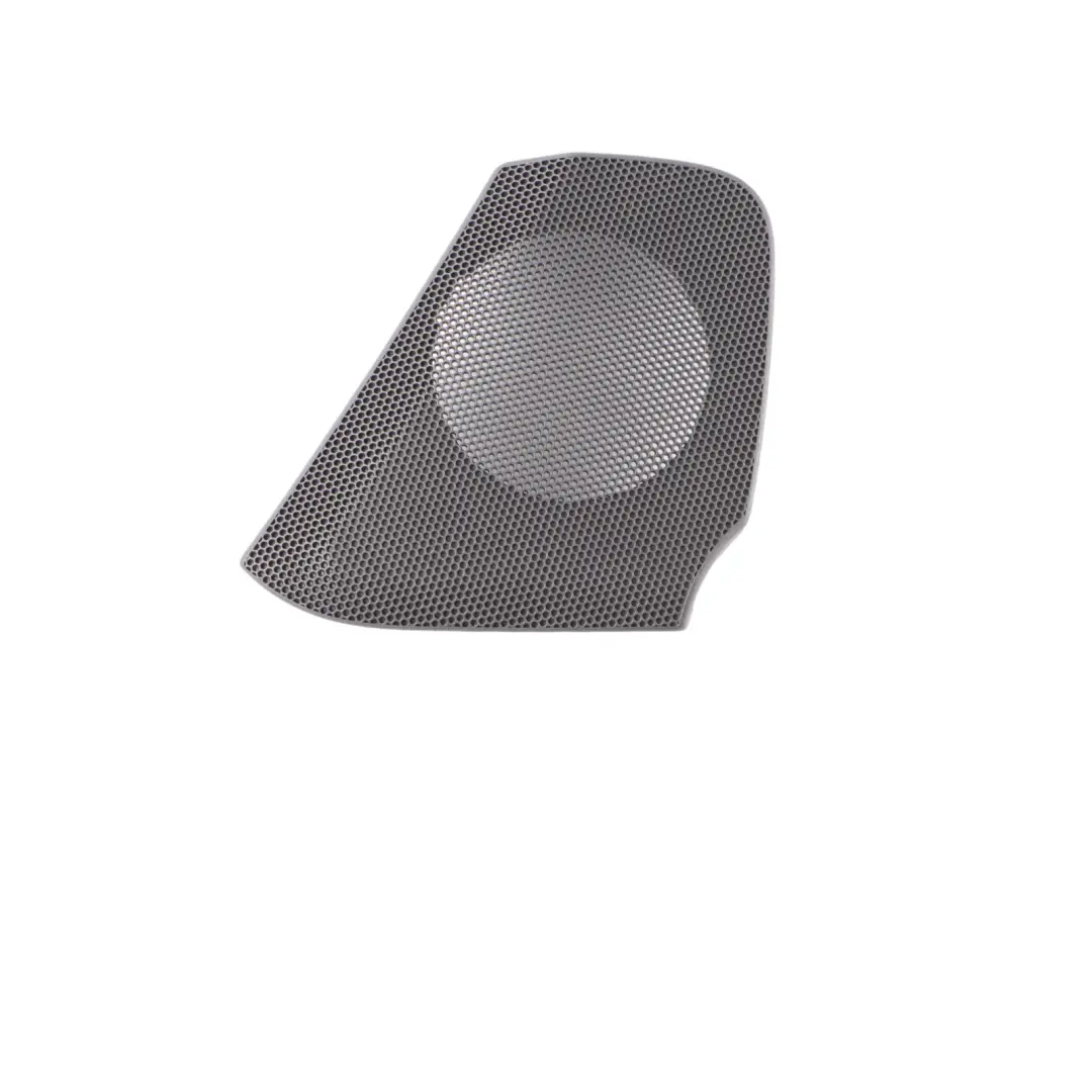 Rejilla embellecedora puerta delantera panel derecho para Audi Q3 8U con número de pieza 8U0035410 Audi Q3 8U Rejilla embellecedora puerta delantera panel derecho - SKU 8U0035410 - Número de pieza 8U0035410