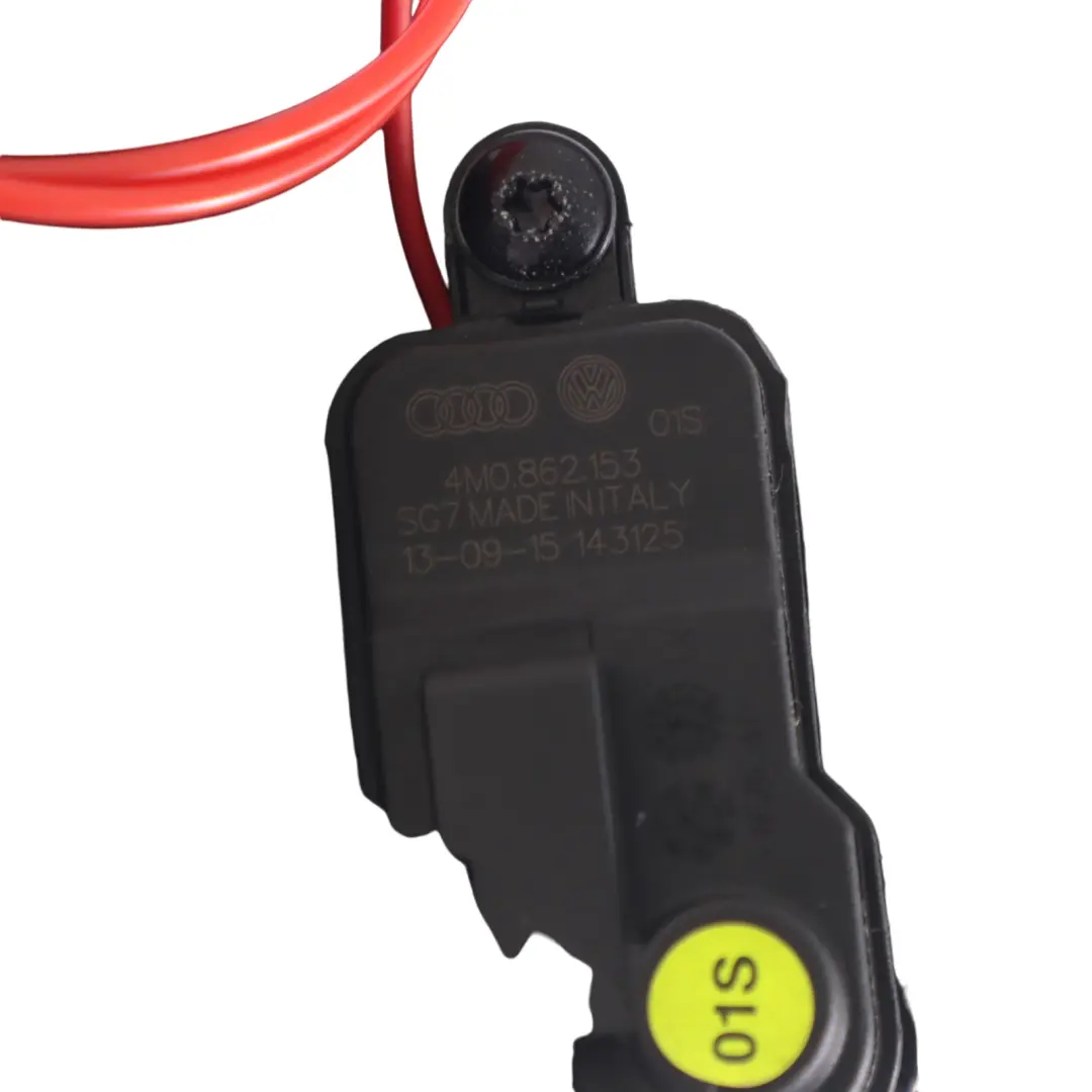 Audi Q3 8U Kraft Stoffein Füll Stutzen Klappe Deckel - SKU 8U0809906E - Teilenummer 8U0809906E
