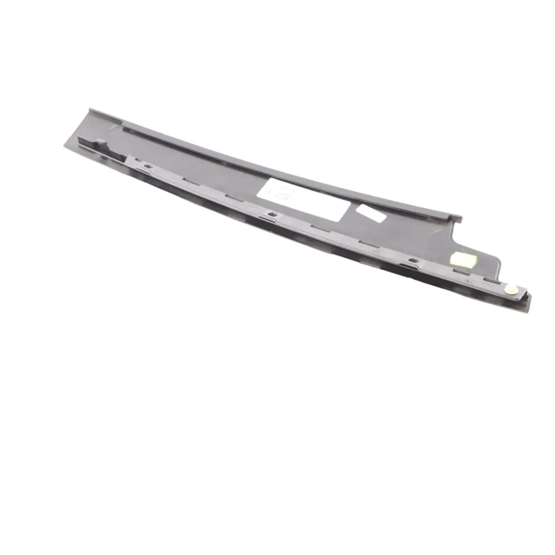 Audi Q3 8U Osłona Słupka B Drzwi Przód Prawa Czarny Połysk - SKU 8U0837902C - Numer Części 8U0837902C