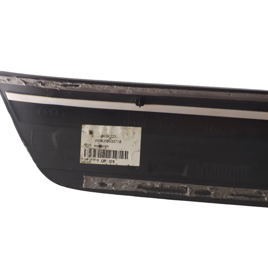 Listello Battitacco Anteriore Modanatura Sinistra per Audi Q3 8U S Line con numero di parte 8U0853373B Audi Q3 8U S Line Listello Battitacco Anteriore Modanatura Sinistra - SKU 8U0853373B - Numero di parte 8U0853373B