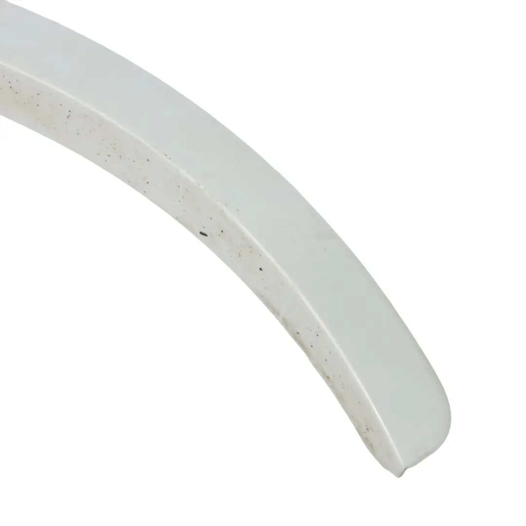 Cubre Paso de Rueda Trasero Izquierdo Moldura Glacier White - S9R para Audi Q3 8U con número de pieza 8U0853817C Audi Q3 8U Cubre Paso de Rueda Trasero Izquierdo Moldura Glacier White - S9R - SKU 8U0853817C-MGW - Número de pieza 8U0853817C
