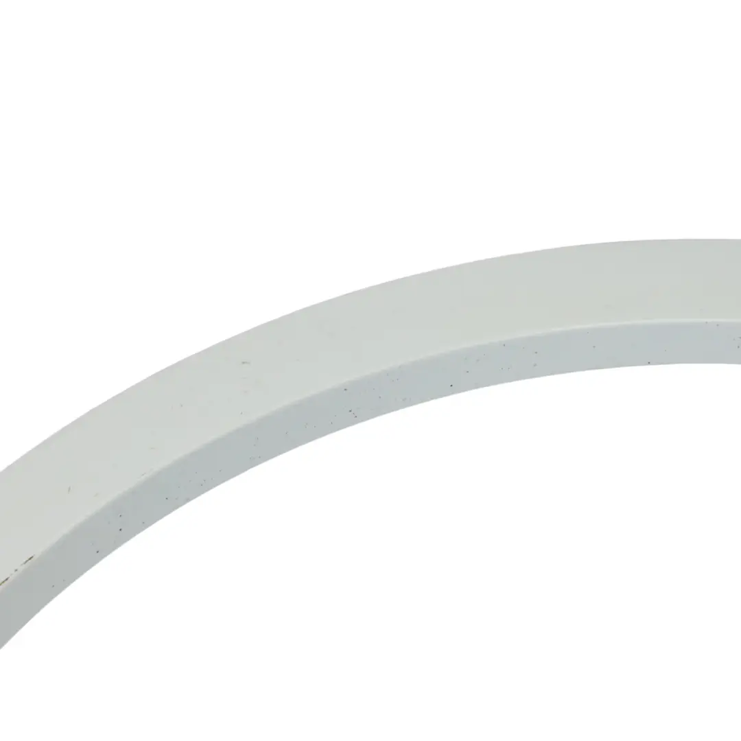 Audi Q3 8U Cubre Paso de Rueda Trasero Derecho Moldura Glacier White S9R - SKU 8U0853818C-MGW - Número de pieza 8U0853818C
