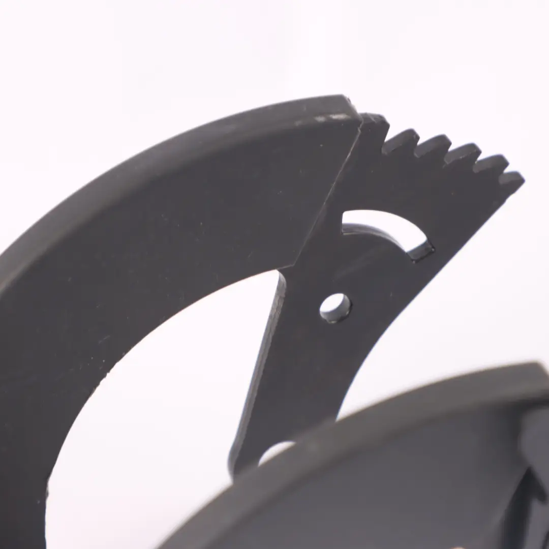 Podłokietnik Przedni Konsola Środkowa Czarna Skóra do Audi Q3 8U o numerze 8U0864207M Audi Q3 8U Podłokietnik Przedni Konsola Środkowa Czarna Skóra - SKU 8U0864207M - Numer Części 8U0864207M