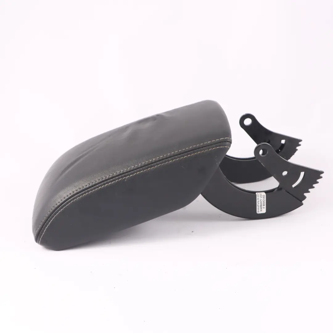 Bracciolo Anteriore Console Copertina Pelle Nero per Audi Q3 8U con numero di parte 8U0864207M Audi Q3 8U Bracciolo Anteriore Console Copertina Pelle Nero - SKU 8U0864207M - Numero di parte 8U0864207M