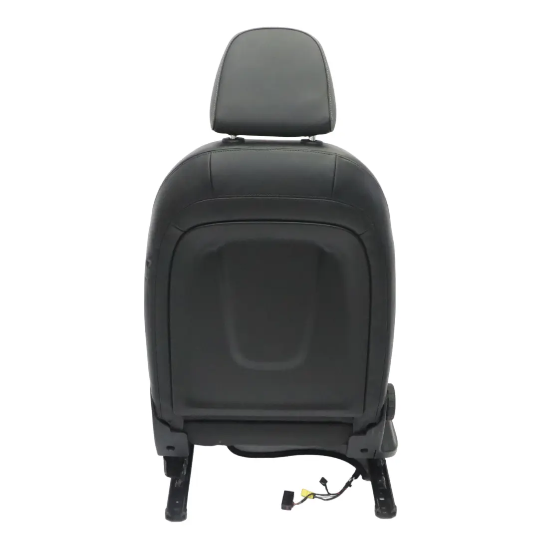 Audi Q3 8U Fotel Sportowy Prawy Przód S-Line Półskóra Czarny Srebrny - SKU 8U0881806AL-1 - Numer Części 8U0881806AL